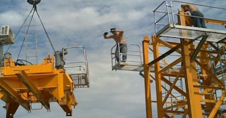 Демонтаж башенного крана в Пушкино - услуги по демонтажу от Сварной-Пшк от 1579 руб.