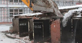 Снос гаража и вывоз мусора в Пушкино - Быстро и качественно от Сварной-Пшк от 2105 рублей